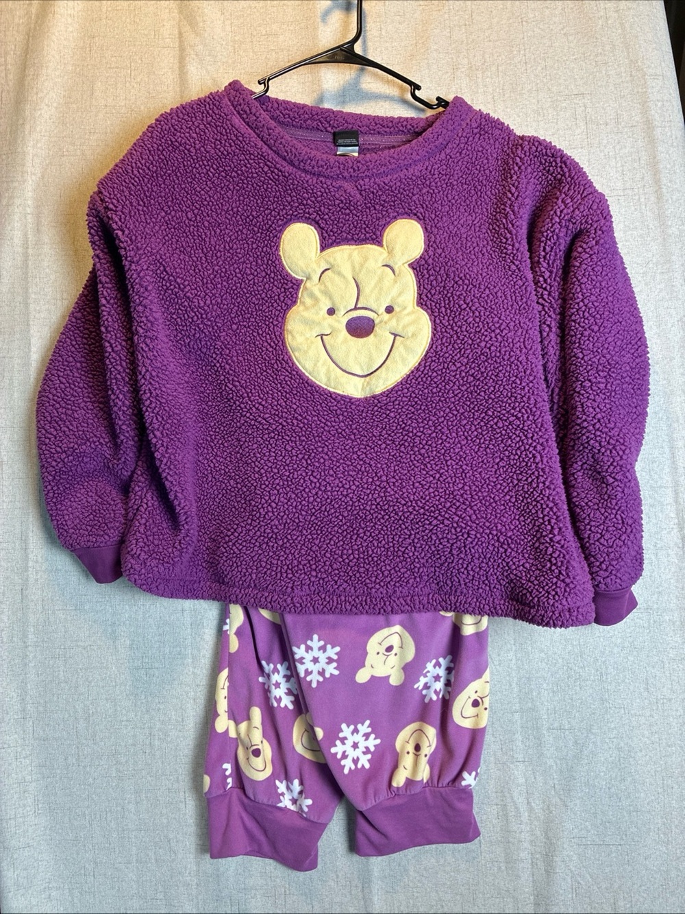 Disney Womens Winnie the Pooh PJs 2X Plus Fluffy Plush Purple Pajama Jogger Set